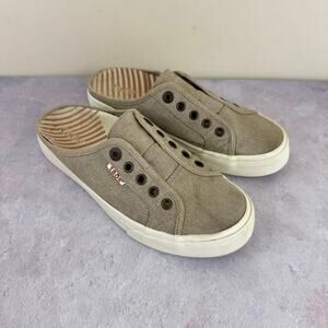 Taos Shoes Womens 7.5 EZ Soul Sneakers Slip On Canvas Comfort Arch Support Read